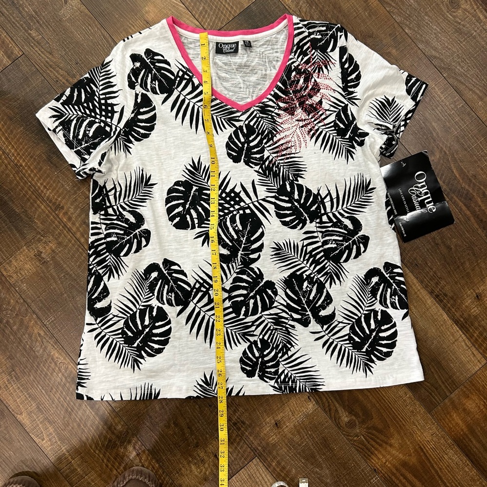 Onque Casual Women’s Tee